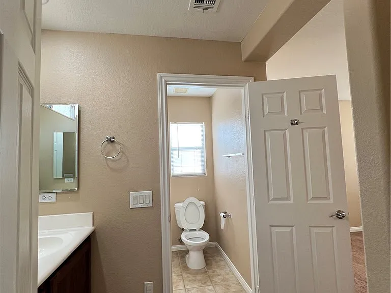 8237 Golden Flowers St — Photo 27