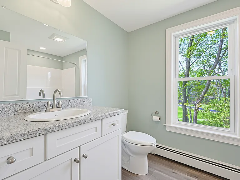 251 Lake St #1 — Photo 18