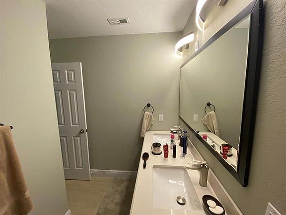 3rd image of 4757 Sunny Palm Cir