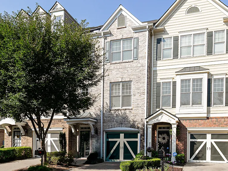 5258 Kershaw Ct SE #3 — Photo 1