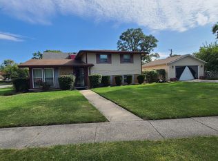 16843 Briargate Dr, Country Club Hills, IL 60478