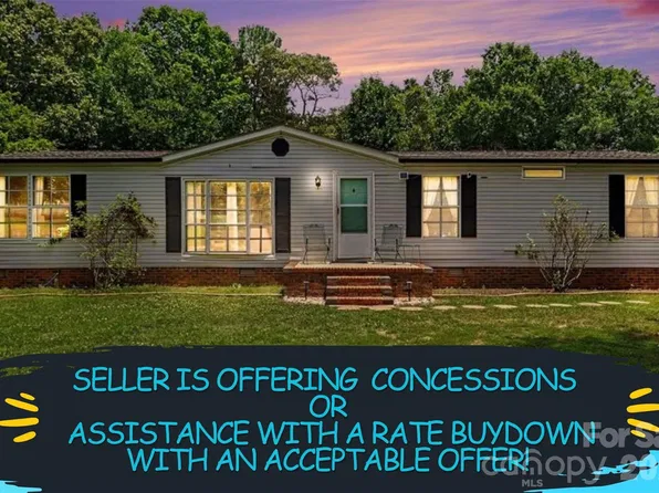 4665 Blade Run Rd, Edgemoor, SC 29712