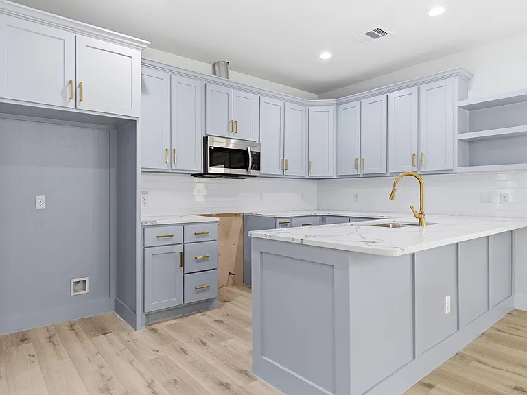 7040 Kinney St — Photo 27