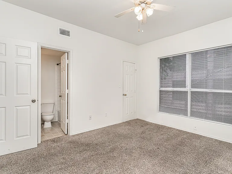 3329 Rosedale Ave #21 — Photo 18