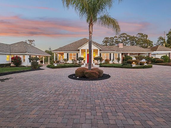 5th image of 13773 Paseo Valle Alto
