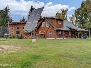 15 Powley Rd, Piseco, NY 12139