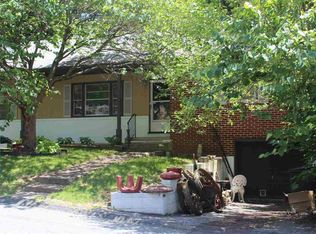 813 Adams St, Staunton, VA 24401