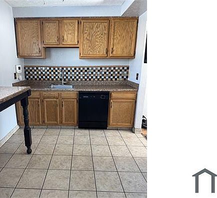 1st image of 23930 Banbury Cir #9