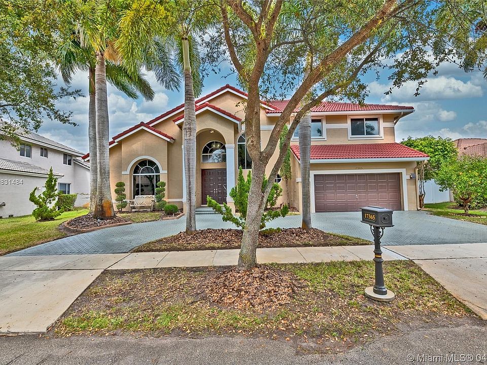 1st image of 17365 SW 13th St