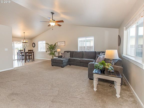 3rd image of 72 Village Dr