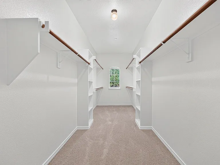 6837 Livorno Ln — Photo 29