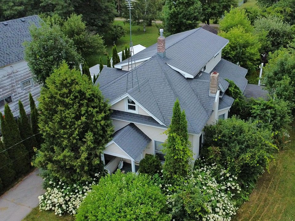 1st image of 227 Virginia St