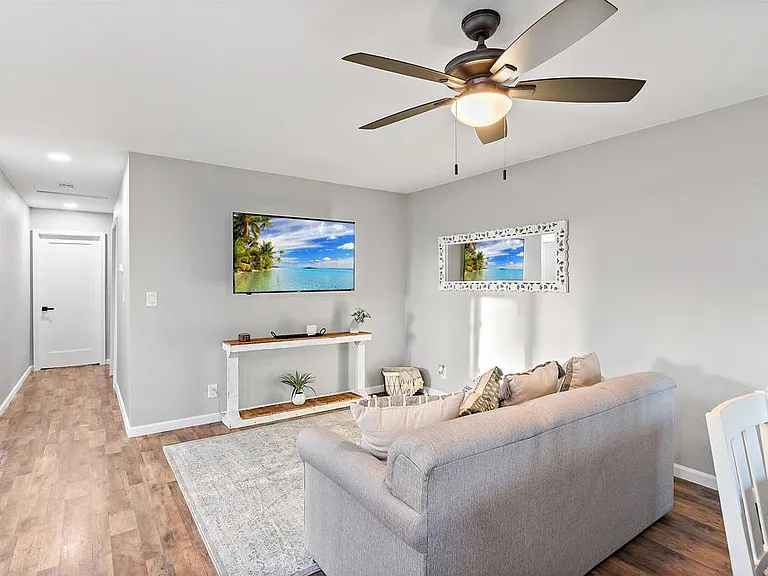 3822 Enero Ct — Photo 12