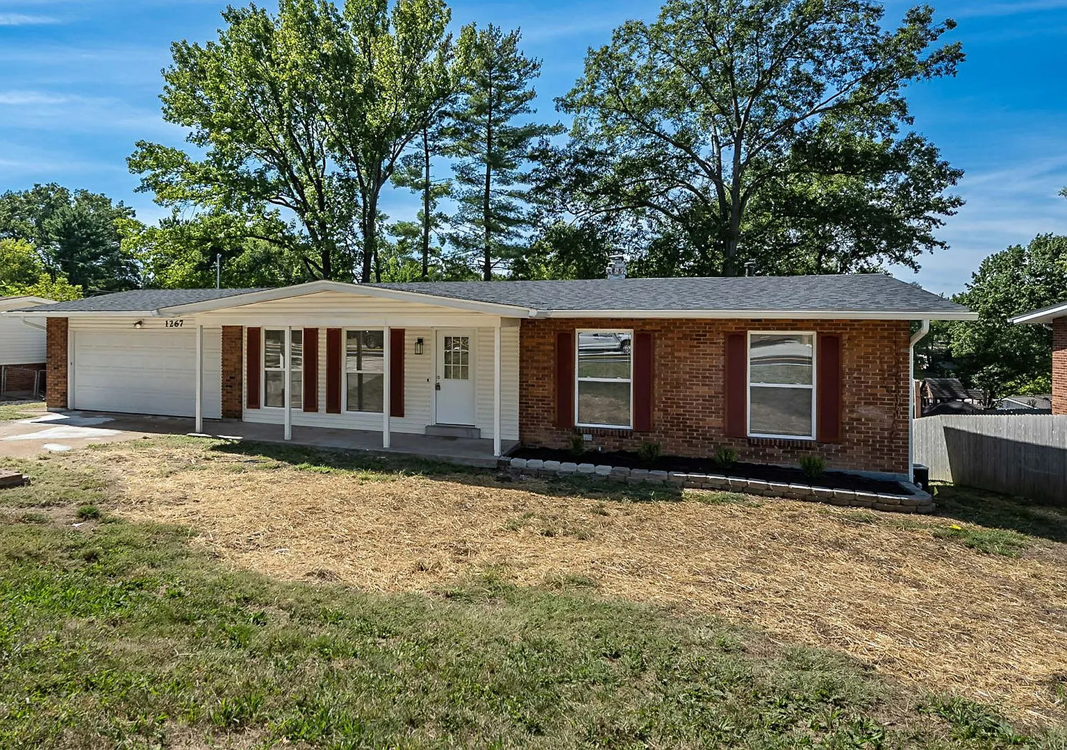 Three Bed Three Bath Fully Refurbished Home in Parkway North School District — Photo 1
