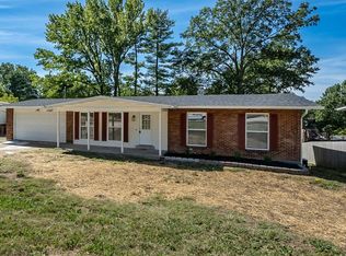 1267 Craig Rd, Saint Louis, MO 63146