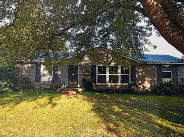 407 Jordan Rd, Clarksville, TN 37042