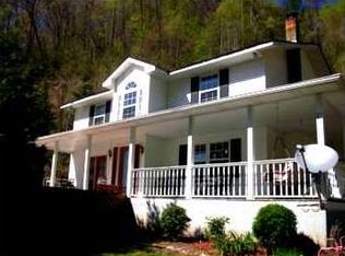 300 Hanging Dog Rd, Murphy, NC 28906