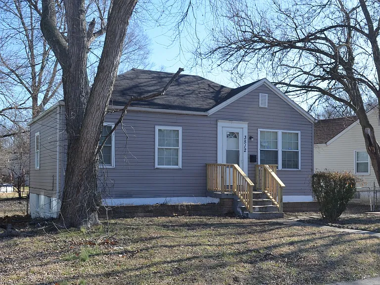3512 Saint Joachim Ln — Photo 2