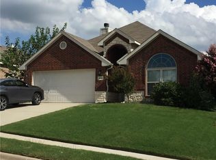 10313 Nelson Dr, Benbrook, TX 76126