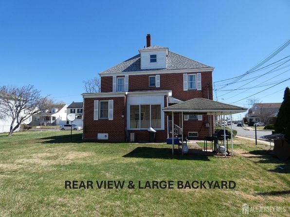 123 Heald St, Carteret, NJ 07008