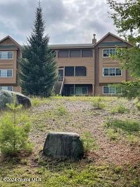 2nd image of 28 Balsam Crest Lane #B