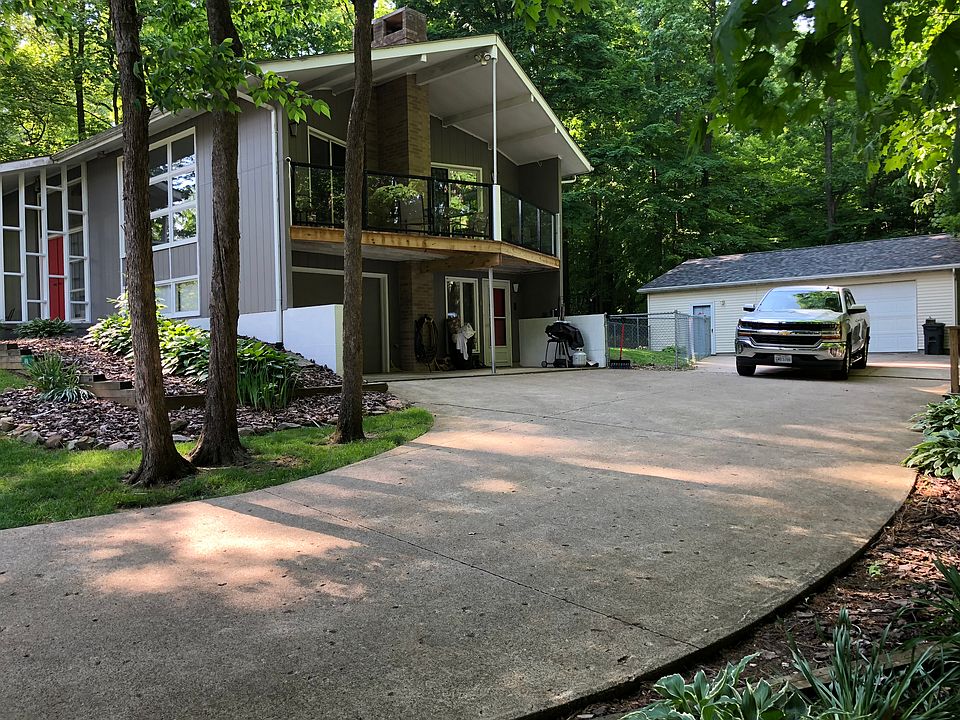 1st image of 494 Orchard Dr