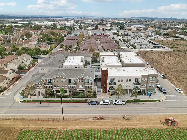 Yolo West Apartments — Photo 23