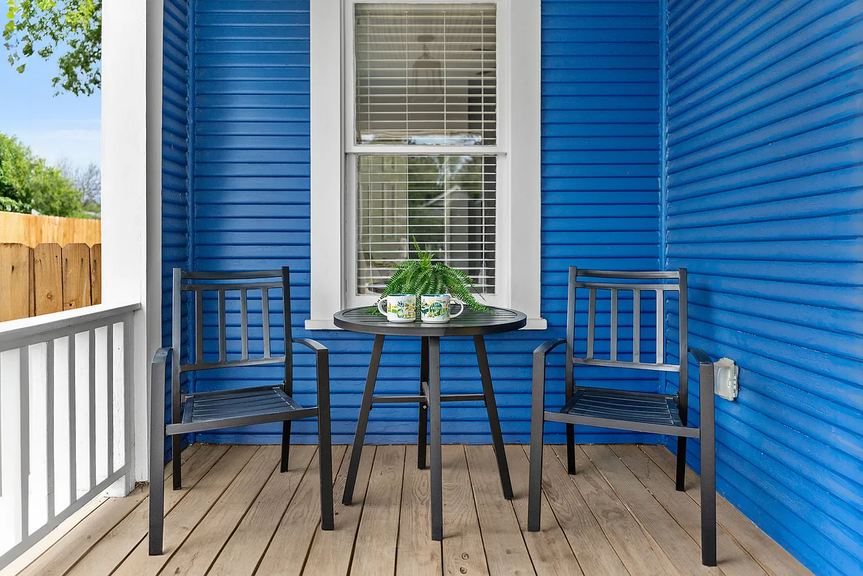 2 bed, $3,200 — Photo 3