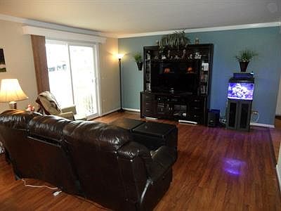 2nd image of 7939 163rd Pl