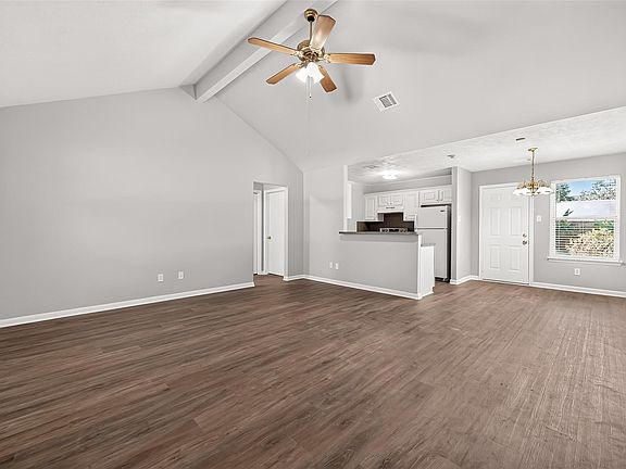 3rd image of 16200 Sun View Ln