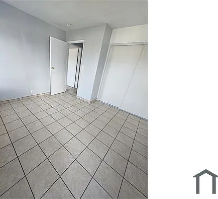 108 E 47th Pl — Photo 8