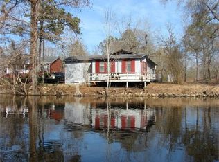 1303 Point Caswell Rd, Atkinson, NC 28421