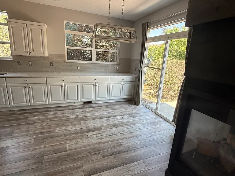 1611 Red Poppy Dr — Photo 19