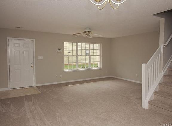 4th image of 7505 Petrea Ln #137
