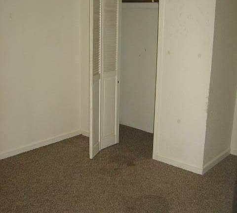 3rd image of 4107 Williams St