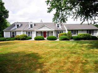 17 Deanne Lynn Cir, Windsor, CT 06095