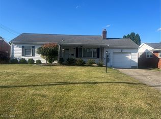 231 Overlook Blvd, Struthers, OH 44471