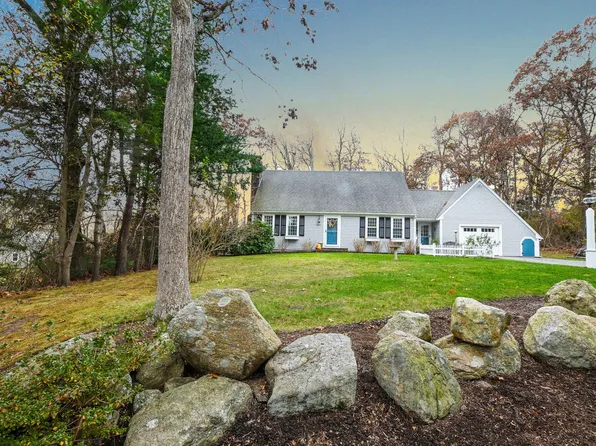 7 Bourne Avenue, Sandwich, MA 02563