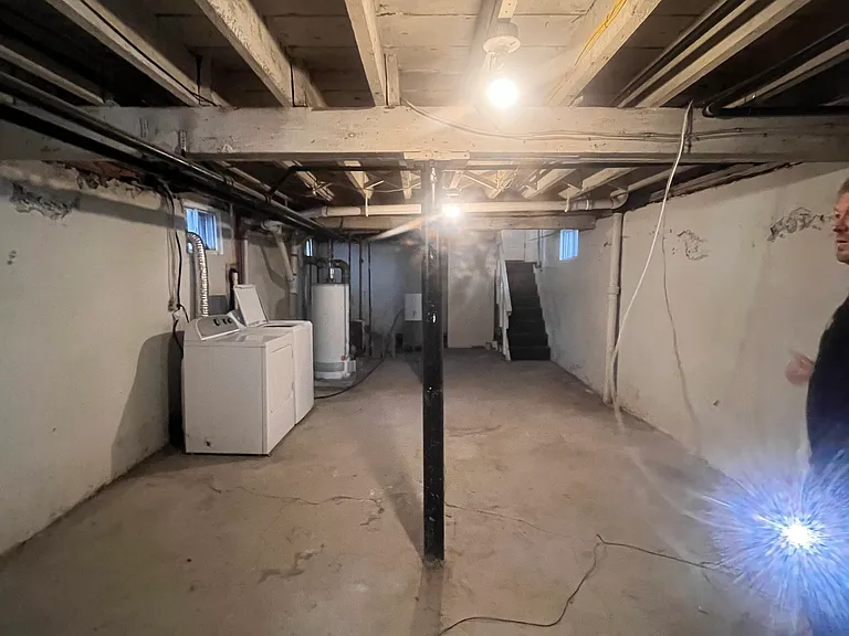 6 Forest Ave — Photo 16