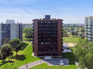 3663 Riverside Dr E #306, Windsor, ON N8Y4V3