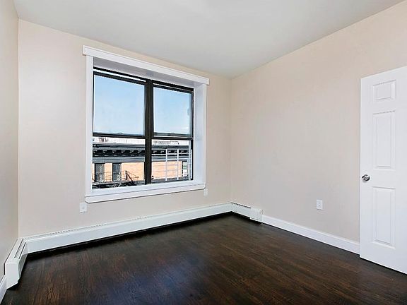 4th image of 110 W 111th St APT 63