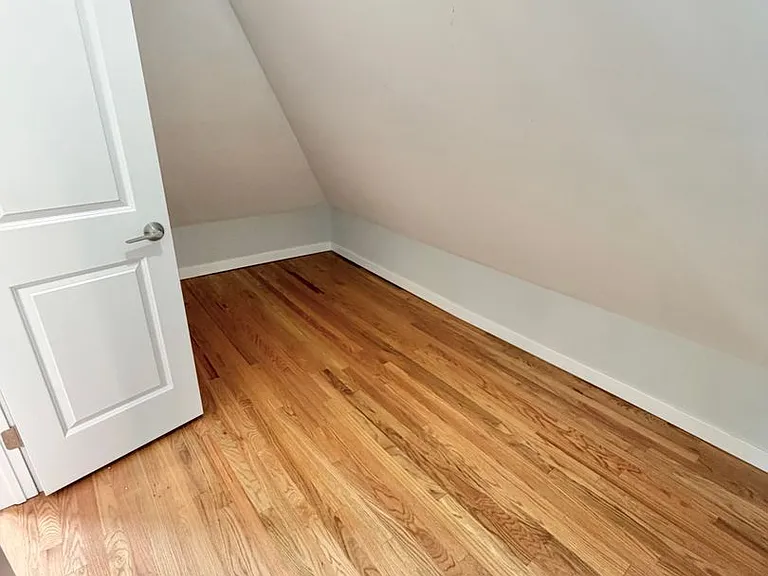 18 Cedar St — Photo 41