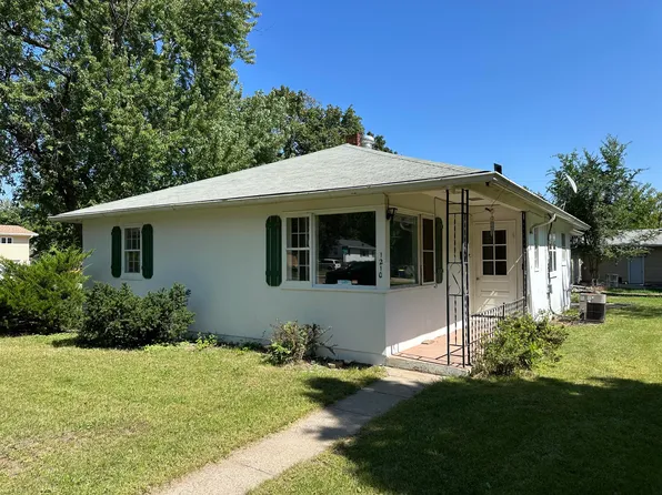 1210 Utah Ave SE, Huron, SD 57350