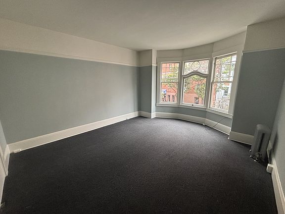 3rd image of 833 Jones St APT 6