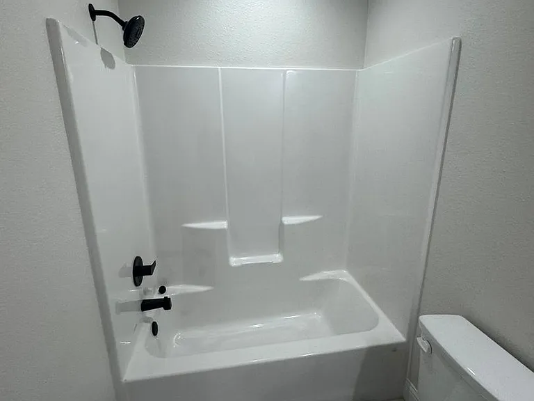 108 Chisum Dr — Photo 9