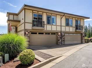2555 Waterside Ln, Bremerton, WA