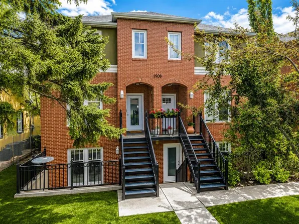 1908 W 32nd St SW #1, Calgary, AB T3E 2R1