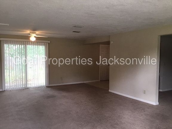 3rd image of 483 Tara Ln