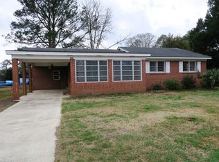 367 Pickron St SW, Pelham, GA 31779
