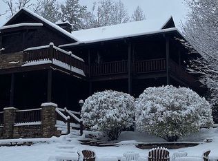 145 Amys Cove Rd, Blairsville, GA 30512